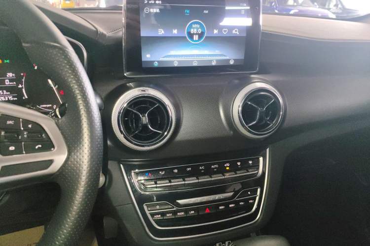 Used BAIC Beijing X5 2018 1.5T CVT Elite Version National V Audio And AC Panel