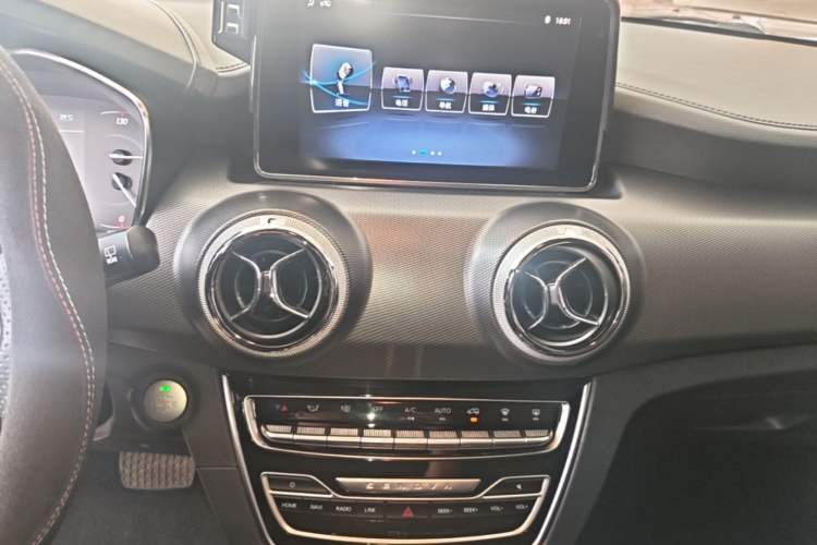 Used BAIC Beijing X5 2018 1.5T CVT New Smart Version China V Emission Standard Audio And AC Panel