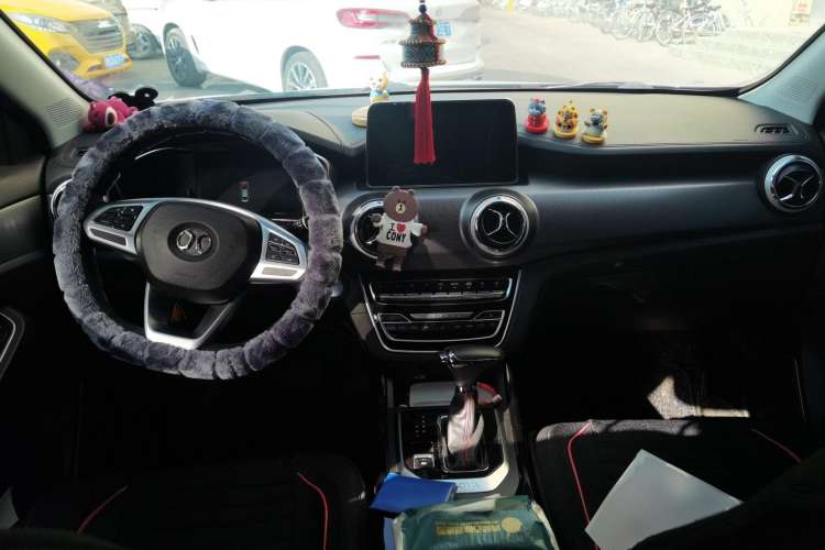 Used BAIC Beijing X5 2018 1.5T CVT New Smart Version China V Emission Standard Center Console