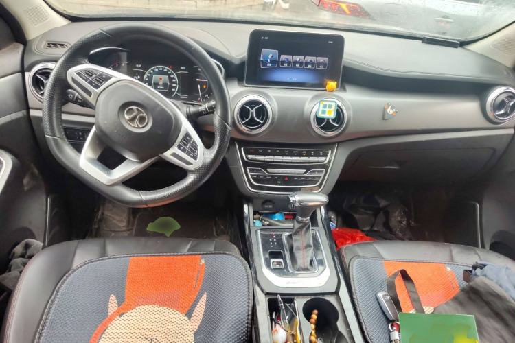 Used BAIC Beijing X5 2018 1.5T CVT New Smart Version China V Emission Standard Center Console