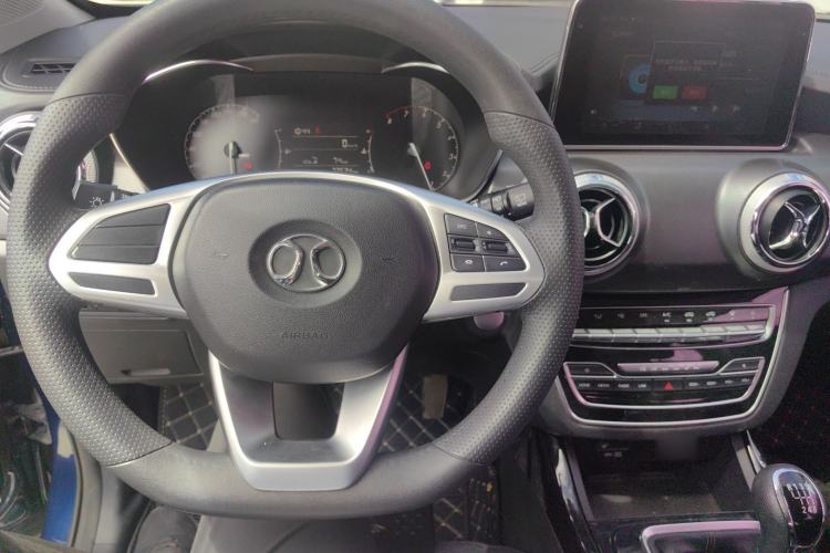 Used BAIC Beijing X5 2018 1.5T Manual Advance Version China V Center Console