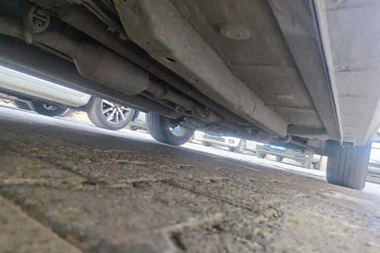 Used BAIC Beijing X5 2018 1.5T CVT New Smart Version China V Emission Standard Chassis Rear Right