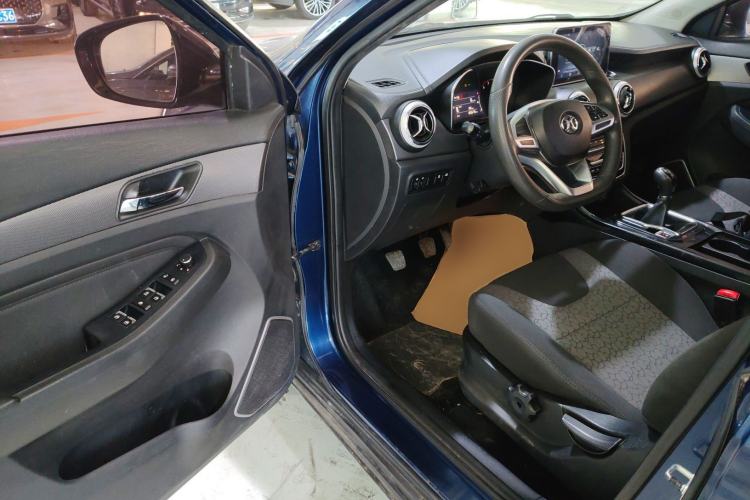 Used BAIC Beijing X5 2018 1.5T Manual Advance Version China V Driver Seat