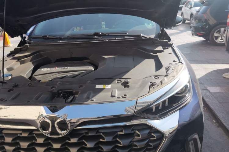 Used BAIC Beijing X5 2018 1.5T CVT New Smart Version China V Emission Standard Engine Bay Left