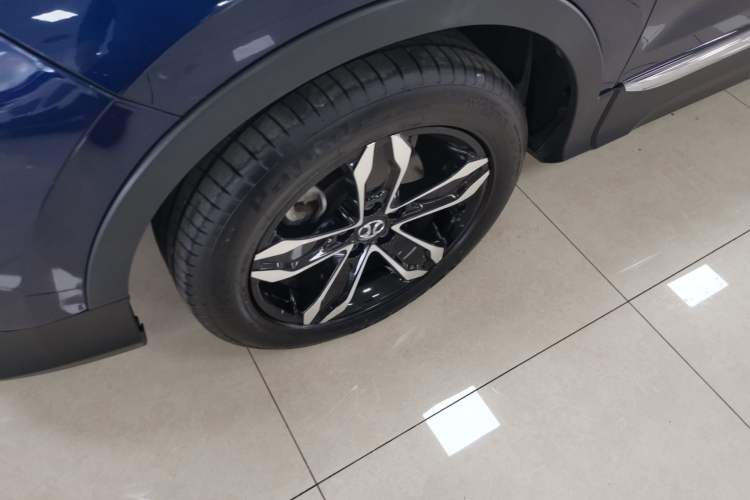 Used BAIC Beijing X5 2018 1.5T Manual Advance Version China V Exterior 4