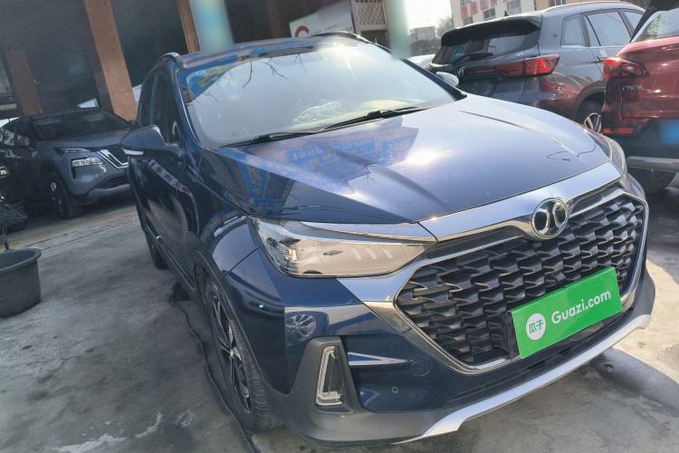 Used BAIC Beijing X5 2018 1.5T CVT Elite Version National V Front Right 45 Deg