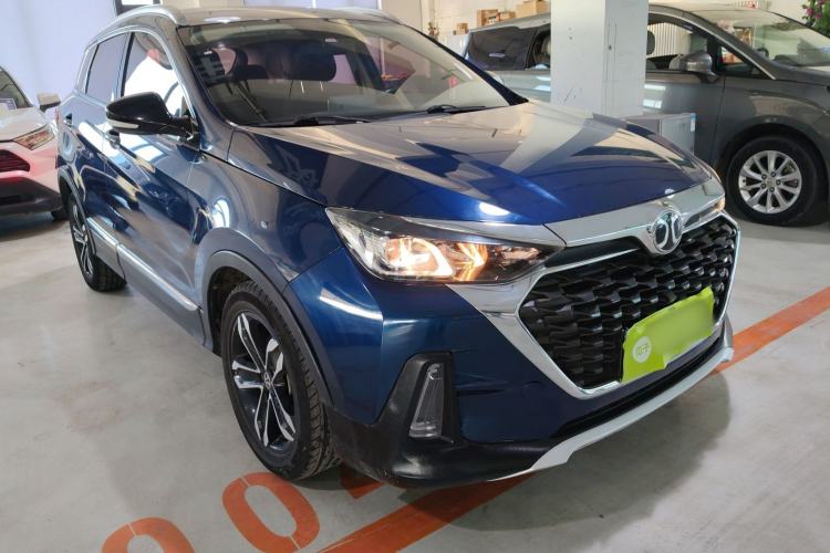 Used BAIC Beijing X5 2018 1.5T Manual Advance Version China V Front Right 45 Deg