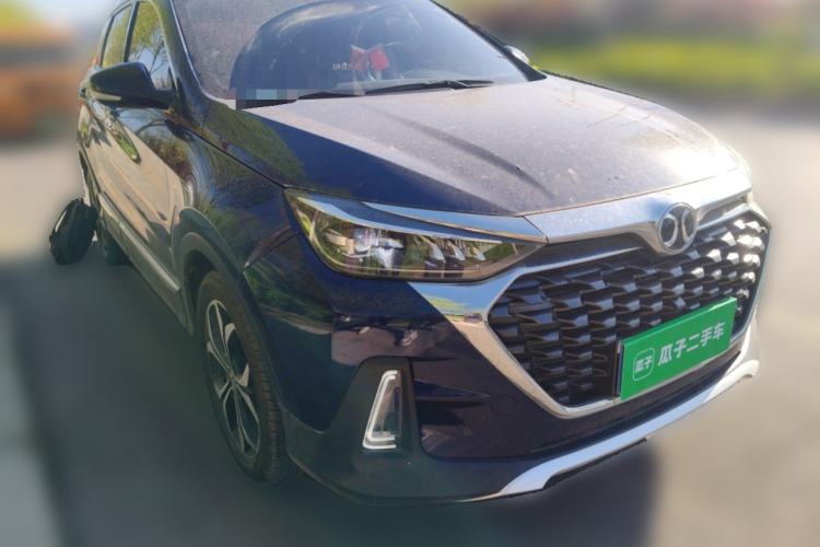 Used BAIC Beijing X5 2018 1.5T CVT Elite Version National V Front Right 45 Deg