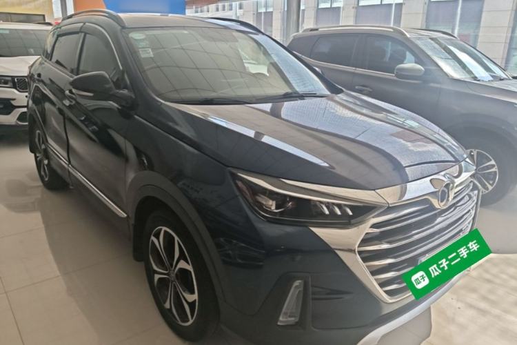 Used BAIC Beijing X5 2018 1.5T CVT New Smart Version China V Emission Standard Front Right 45 Deg