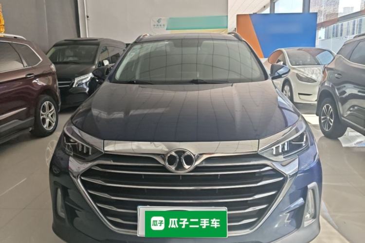 Used BAIC Beijing X5 2018 1.5T CVT New Smart Version China V Emission Standard Front