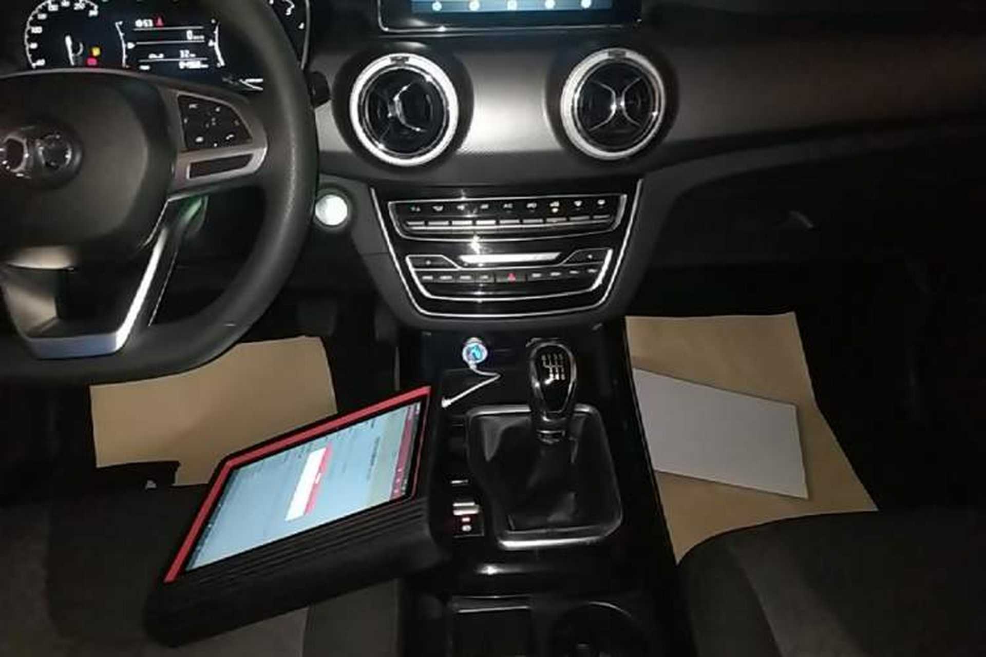Used BAIC Beijing X5 2018 1.5T Manual Advance Version China V Gear Lever