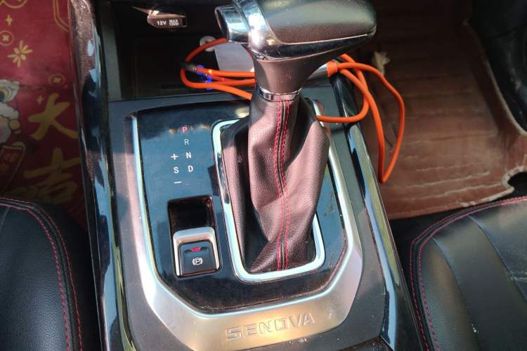 Used BAIC Beijing X5 2018 1.5T CVT Elite Version National V Gear Lever