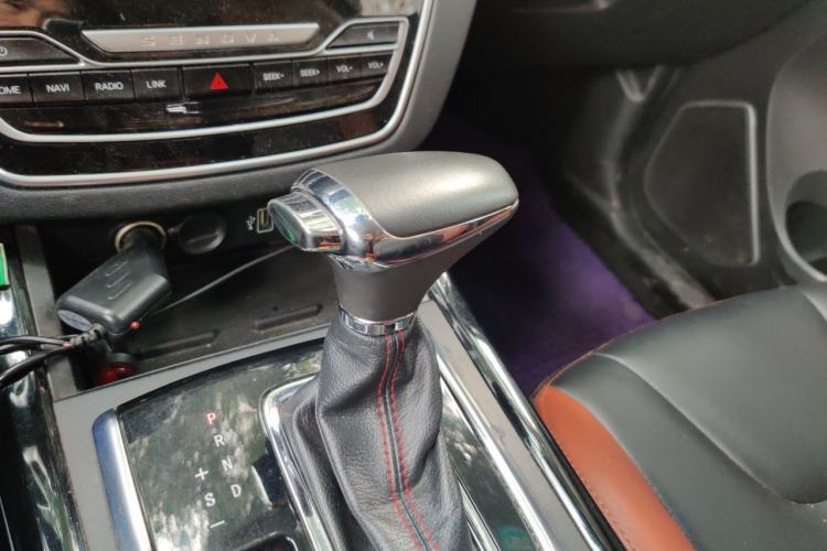Used BAIC Beijing X5 2018 1.5T CVT New Smart Version China V Emission Standard Gear Lever