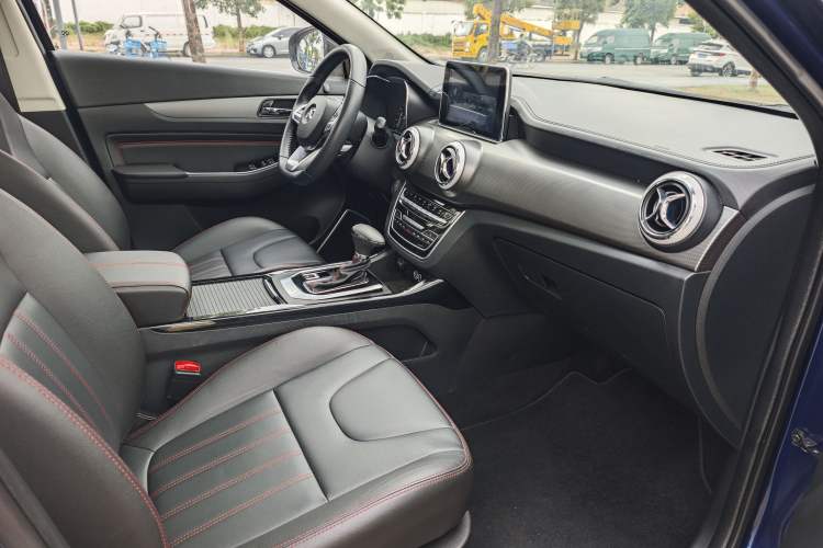Used BAIC Beijing X5 2018 1.5T CVT Elite Version National V Interior 3