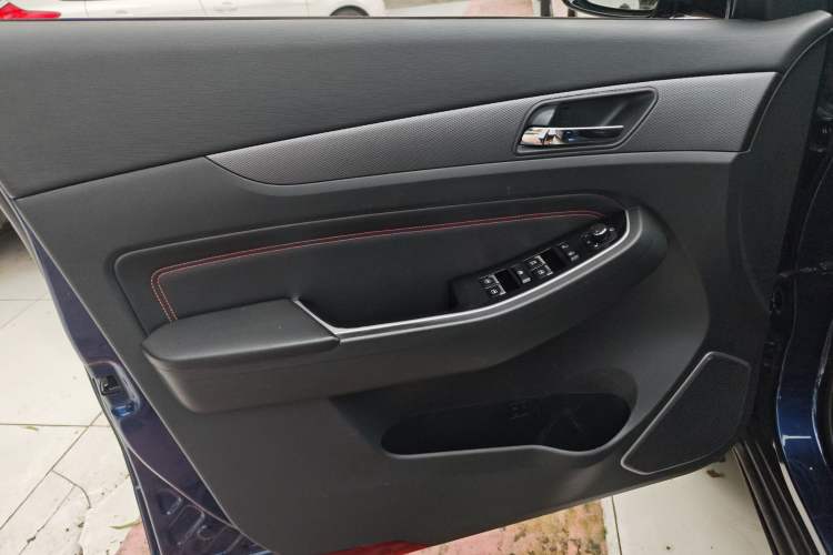 Used BAIC Beijing X5 2018 1.5T Manual Elite Edition National V Interior 7
