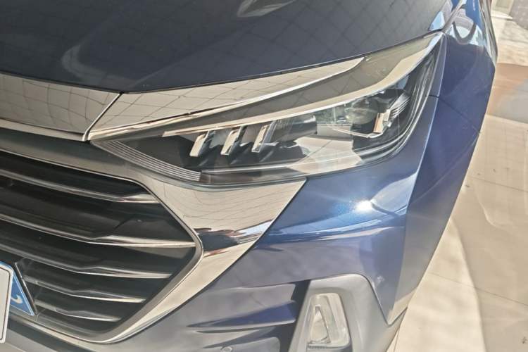 Used BAIC Beijing X5 2018 1.5T CVT New Smart Version China V Emission Standard Left Front Headlight