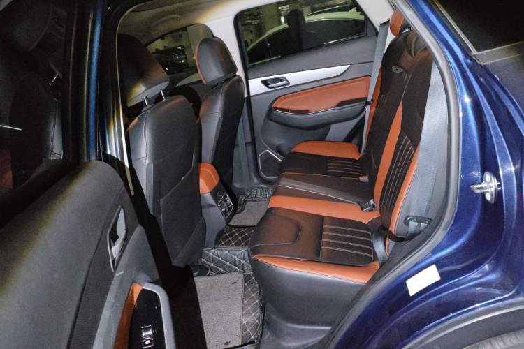 Used BAIC Beijing X5 2018 1.5T CVT Smart Edition China V Left Rear Seat