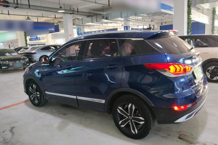 Used BAIC Beijing X5 2018 1.5T Manual Advance Version China V Left Side