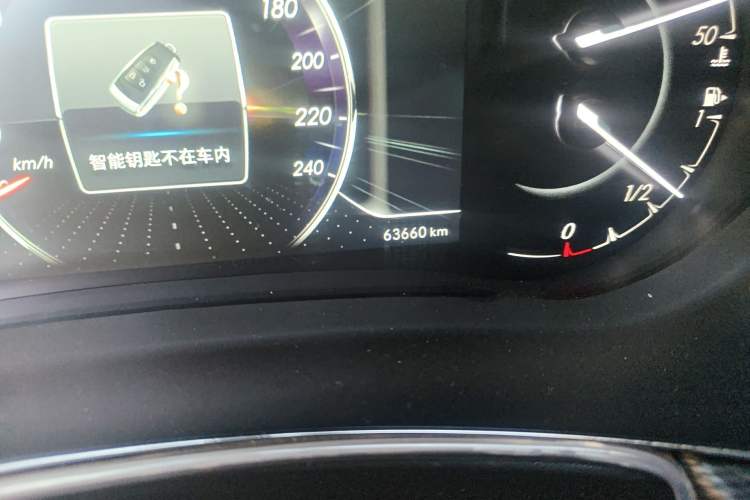 Used BAIC Beijing X5 2018 1.5T CVT New Smart Version China V Emission Standard Odometer Close Up
