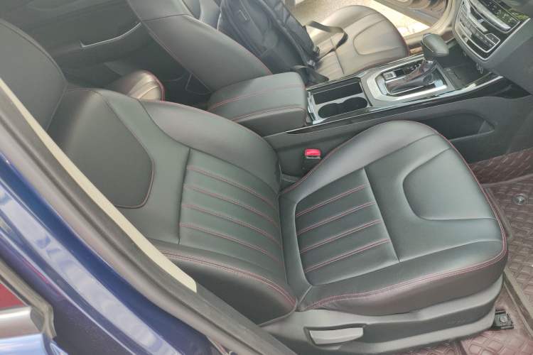 Used BAIC Beijing X5 2018 1.5T CVT Elite Version National V Right Front Seat