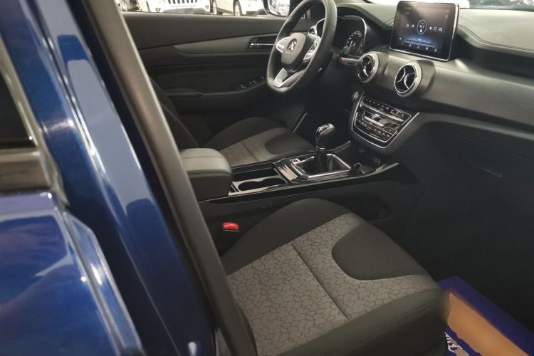 Used BAIC Beijing X5 2018 1.5T Manual Advance Version China V Right Front Seat