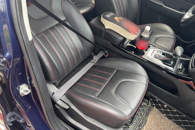 Used BAIC Beijing X5 2018 1.5T CVT Elite Version National V Right Front Seat