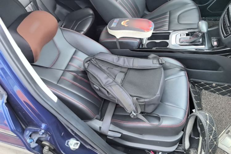 Used BAIC Beijing X5 2018 1.5T CVT Elite Version National V Right Front Seat