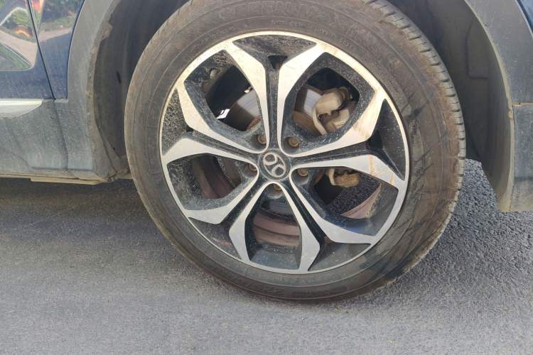 Used BAIC Beijing X5 2018 1.5T CVT Elite Version National V Right Front Wheel Hub