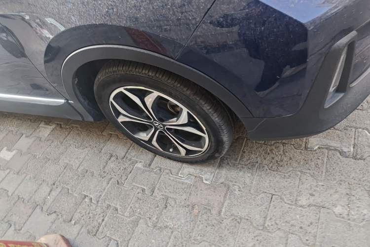 Used BAIC Beijing X5 2018 1.5T CVT New Smart Version China V Emission Standard Right Front Wheel Hub