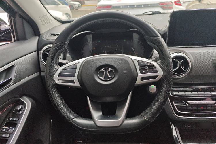 Used BAIC Beijing X5 2018 1.5T Manual Elite Edition National V Steering Wheel