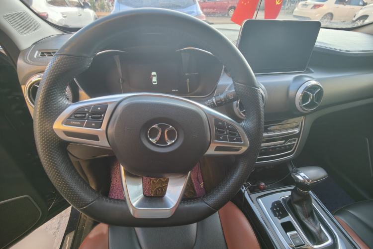 Used BAIC Beijing X5 2018 1.5T CVT New Smart Version China V Emission Standard Steering Wheel