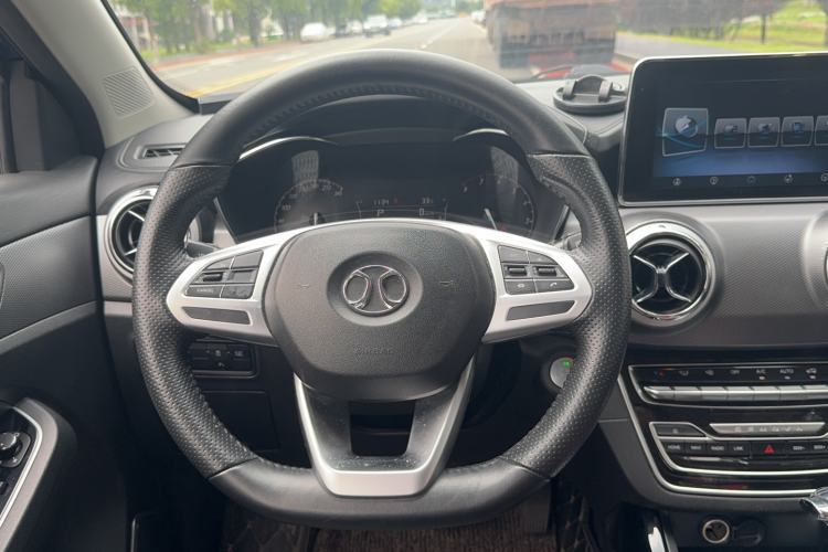 Used BAIC Beijing X5 2018 1.5T CVT Elite Version National V Steering Wheel