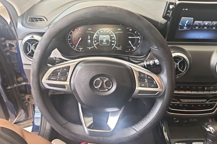 Used BAIC Beijing X5 2018 1.5T CVT New Smart Version China V Emission Standard Steering Wheel