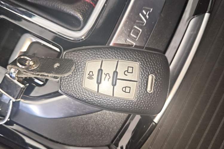 Used BAIC Beijing X5 2018 1.5T CVT New Smart Version China V Emission Standard Vehicle Key