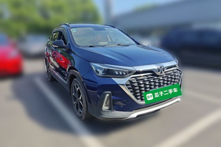 Used BAIC Beijing X5 2018 1.5T CVT New Smart Version China V Emission Standard Front Right 45 Deg
