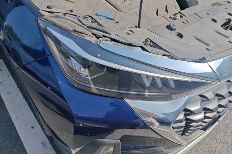 Used BAIC Beijing X5 2018 1.5T CVT New Smart Version China V Emission Standard Right Front Headlight