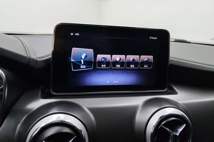 Used BAIC Beijing X5 2018 1.5T CVT New Smart Version China V Emission Standard Audio And AC Panel