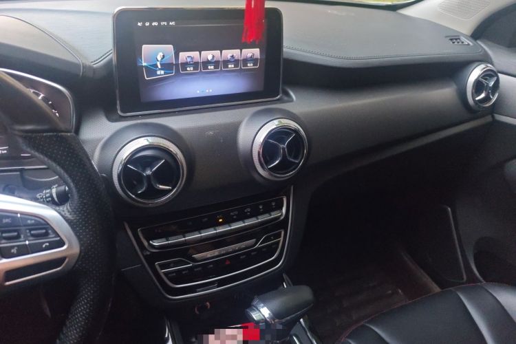 Used BAIC Beijing X5 2018 1.5T CVT New Smart Version China V Emission Standard Audio And AC Panel