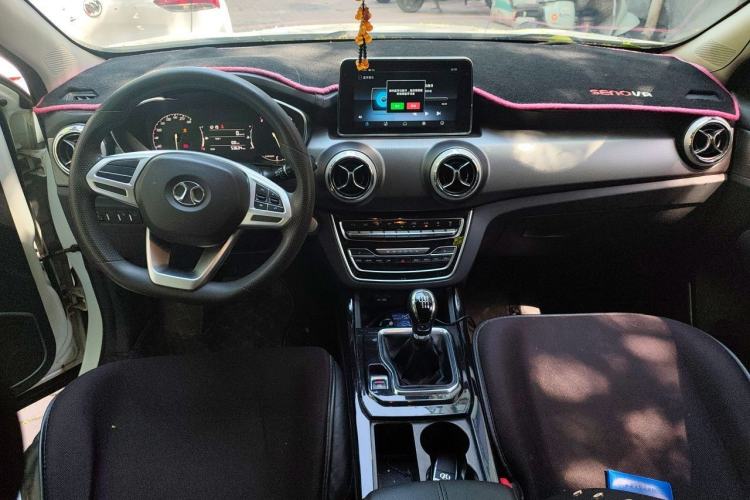 Used BAIC Beijing X5 2018 1.5T Manual Advance Version China V Center Console
