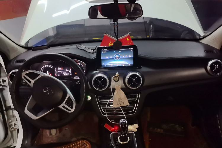 Used BAIC Beijing X5 2018 1.5T Manual Advance Version China V Center Console