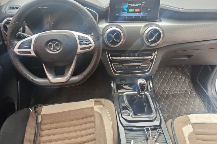 Used BAIC Beijing X5 2018 1.5T Manual Advance Version China V Center Console