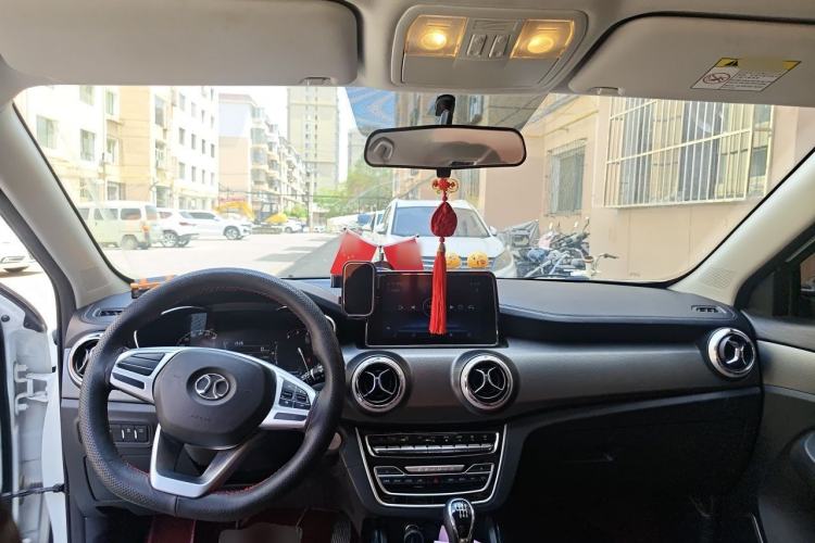 Used BAIC Beijing X5 2018 1.5T Manual Advance Version China V Center Console