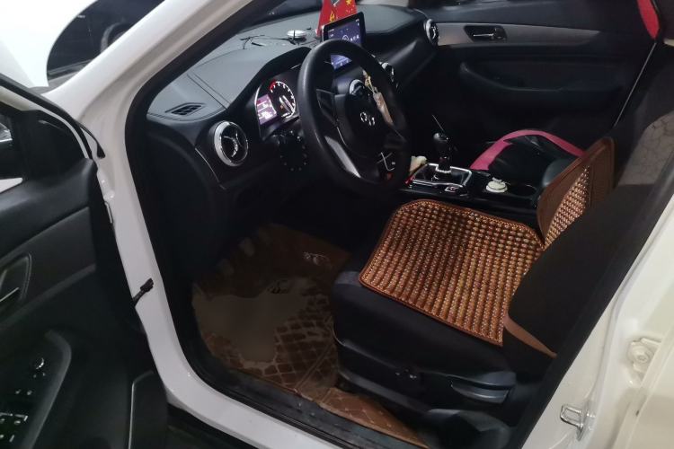Used BAIC Beijing X5 2018 1.5T Manual Advance Version China V Driver Seat
