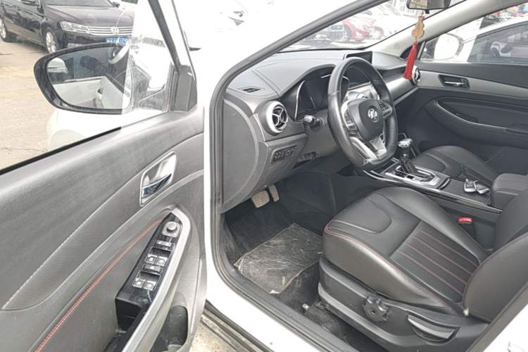 Used BAIC Beijing X5 2018 1.5T CVT Elite Version National V Driver Seat