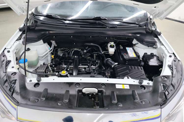 Used BAIC Beijing X5 2018 1.5T CVT New Smart Version China V Emission Standard Engine Bay
