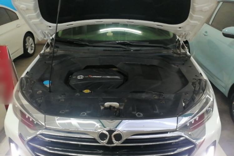 Used BAIC Beijing X5 2018 1.5T CVT New Smart Version China V Emission Standard Engine Bay