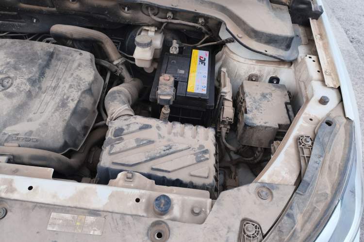 Used BAIC Beijing X5 2018 1.5T CVT Elite Version National V Engine Bay Left