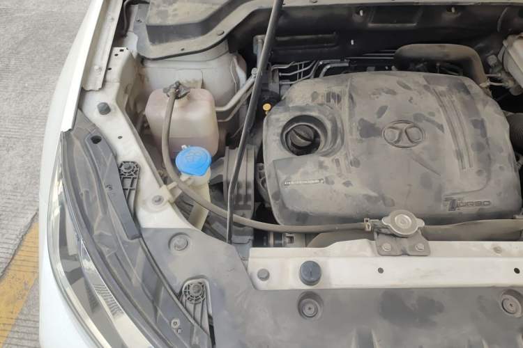 Used BAIC Beijing X5 2018 1.5T CVT Elite Version National V Engine Bay Right