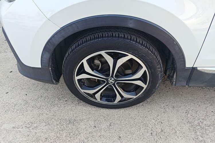 Used BAIC Beijing X5 2018 1.5T CVT Elite Version National V Exterior 4