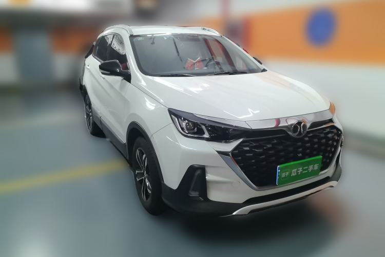 Used BAIC Beijing X5 2018 1.5T Manual Advance Version China V Front Right 45 Deg